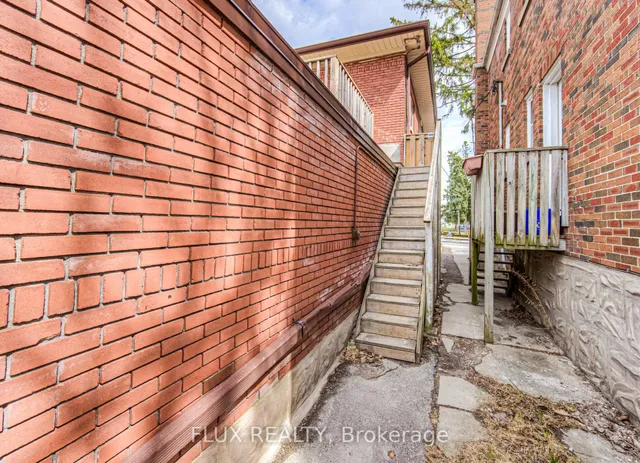 Additional image 7 of 744 Queen St