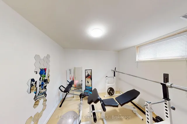 Additional image 24 of 17 Taymall St