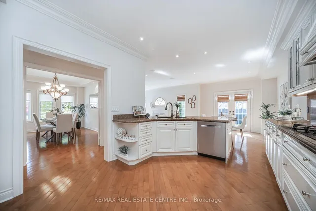 Additional image 16 of 41 Avalanche Cres