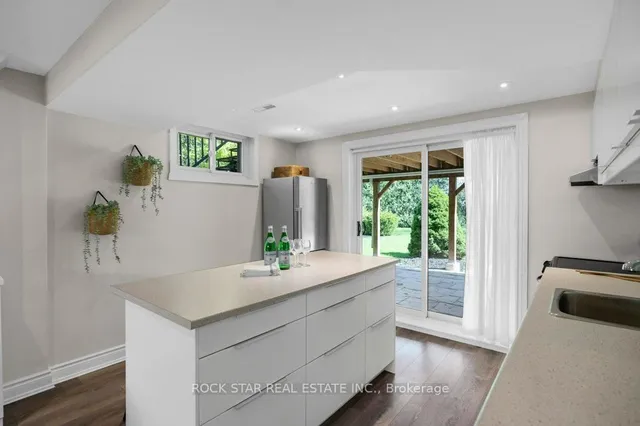 Additional image 27 of 468 Sparling Cres