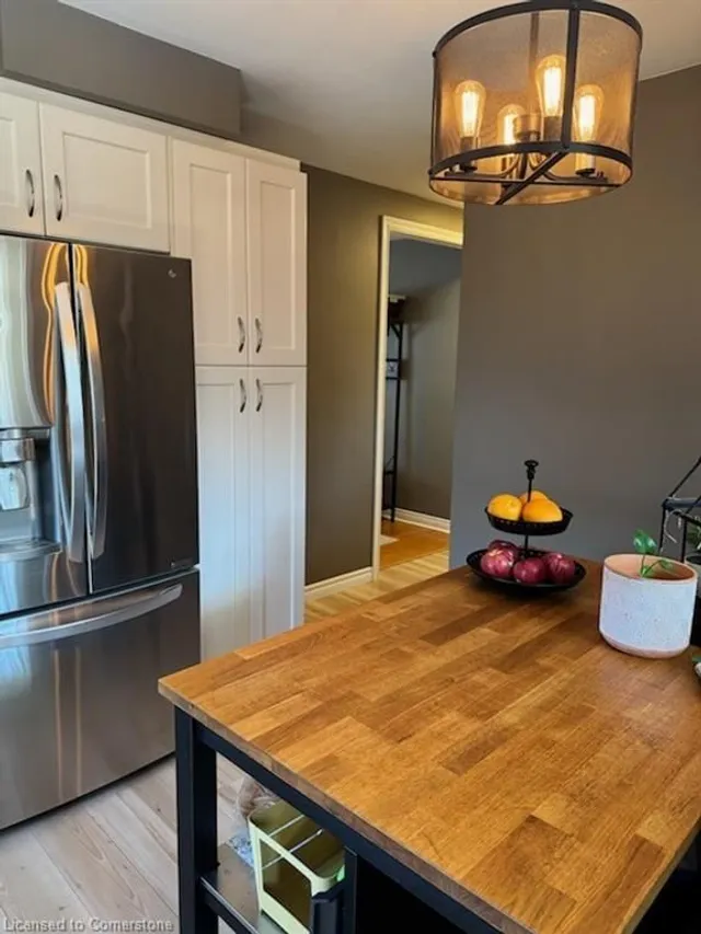 Additional image 30 of 273 Montmorency Dr