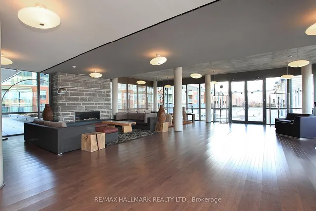 Additional image 23 of 33 Mill St Unit 817