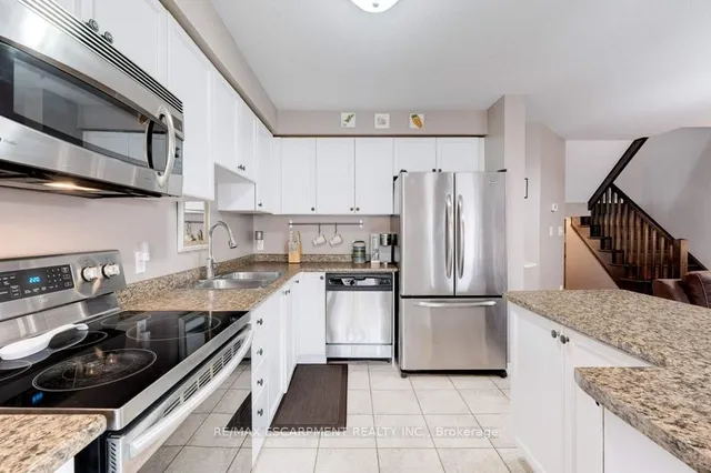 Additional image 10 of 37 BLUE MOUNTAIN Dr