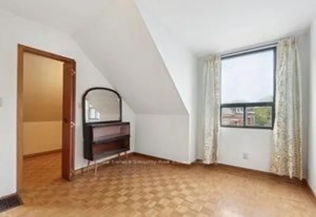 Additional image 37 of 38 Fernbank Ave