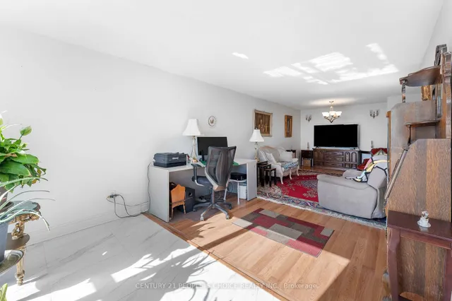 Additional image 11 of 3 Rowntree Rd Unit 904