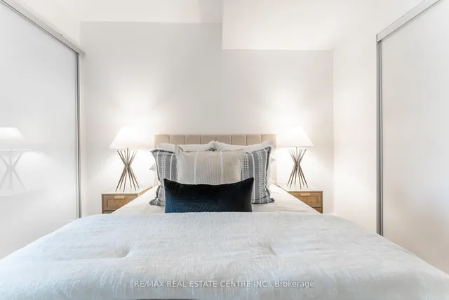 Additional image 26 of 6 Parkwood Ave Unit 419