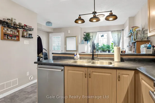 Additional image 16 of 50 Howe Dr Unit 19A