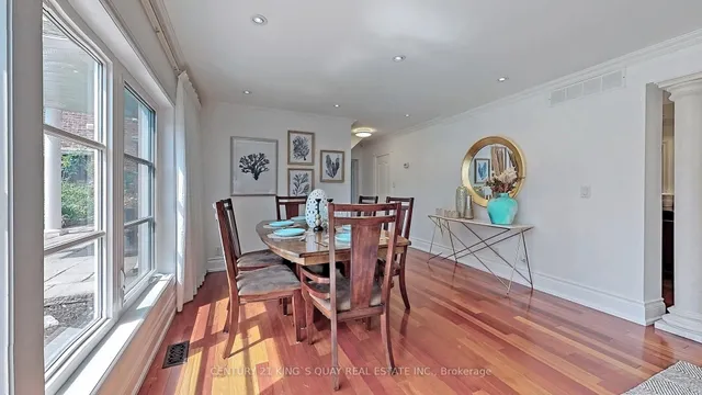 Additional image 15 of 21 Rialto Dr