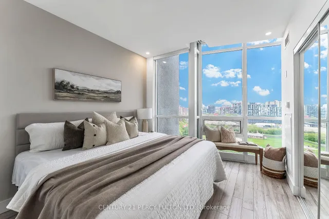 Additional image 19 of 209 Fort York Blvd Unit 1663