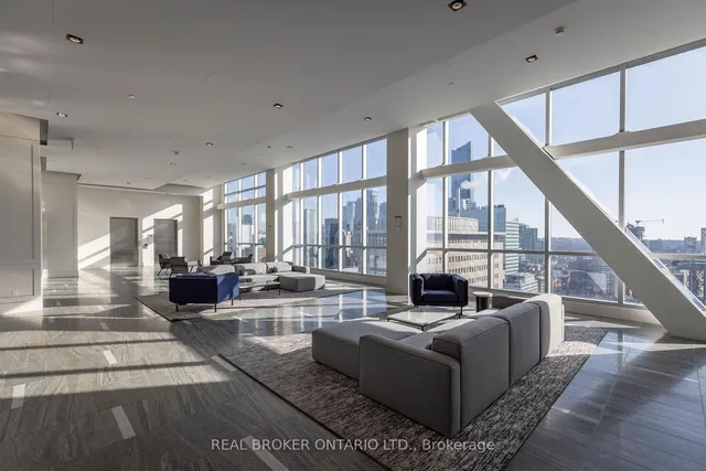 Additional image 4 of 488 University Ave Unit 4403