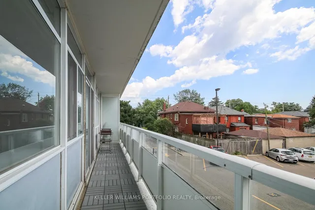 Additional image 19 of 580 Christie St Unit 206