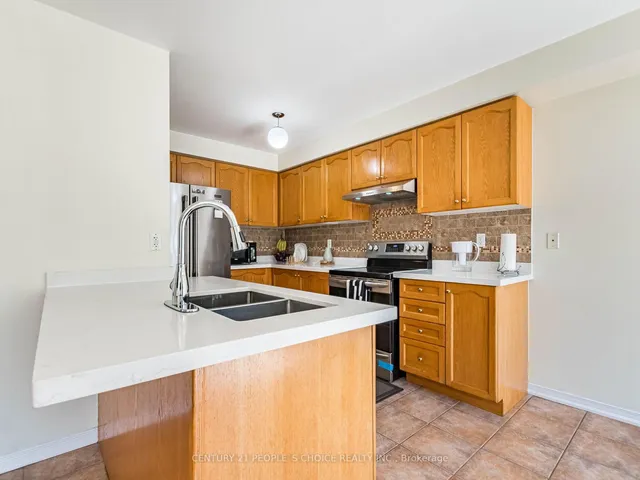 Additional image 18 of 93 River Rock Cres