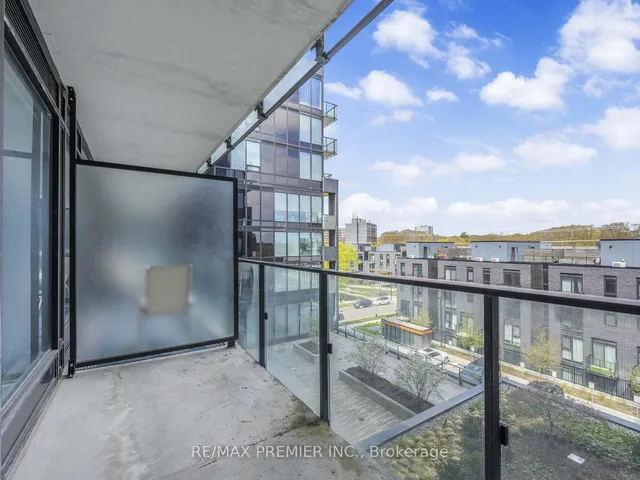 Additional image 15 of 4208 Dundas St Unit 423