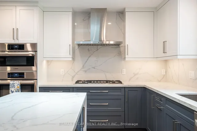 Additional image 8 of 13 Woodend Dr