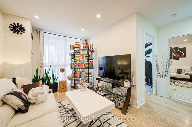 Additional image 10 of 60 Town Center Crt Unit 202