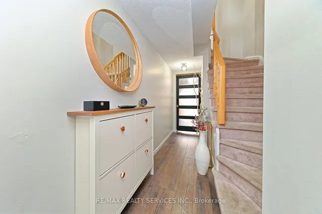 Additional image 5 of 7035 Rexwood Rd Unit 109