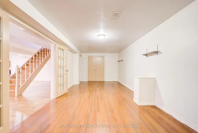 Additional image 35 of 2735 Kingsway Dr