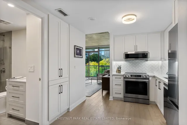 Additional image 4 of 285 Mutual St Unit 302