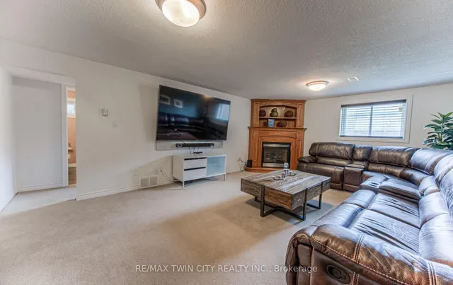 Additional image 18 of 139 Brierdale Dr