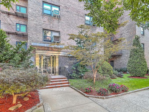 3165 138th St APT 1G, Flushing, NY 11354