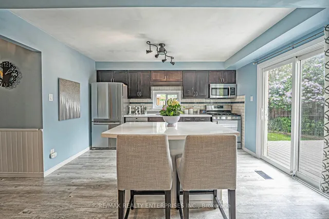 Additional image 15 of 817 Merritt Dr