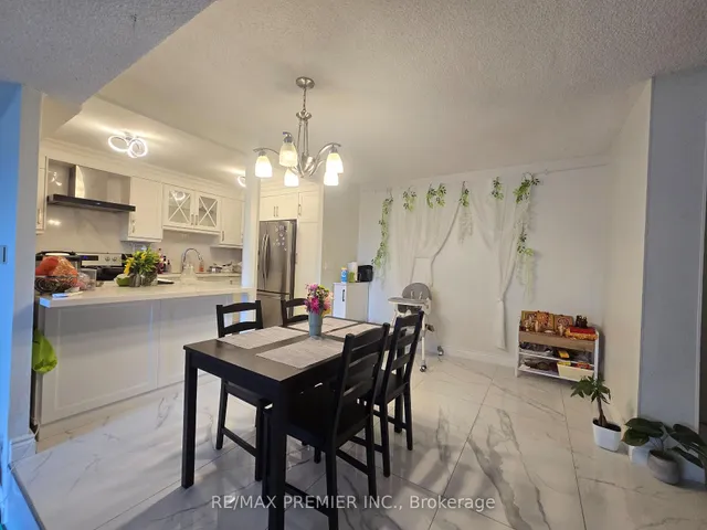 Additional image 6 of 5 San Romanoway Way Unit 402