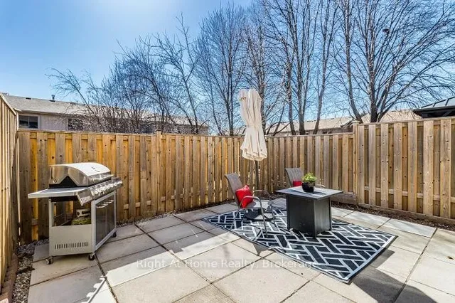 Additional image 40 of 1528 Lancaster Dr Unit 24