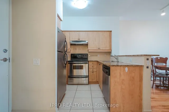 Additional image 11 of 481 Rosewell Ave Unit 408