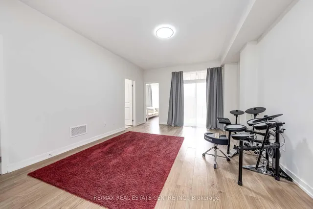 Additional image 32 of 225 Fowley Dr