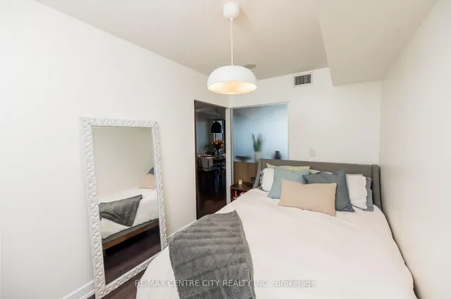 Additional image 22 of 11 Superior Ave Unit 407