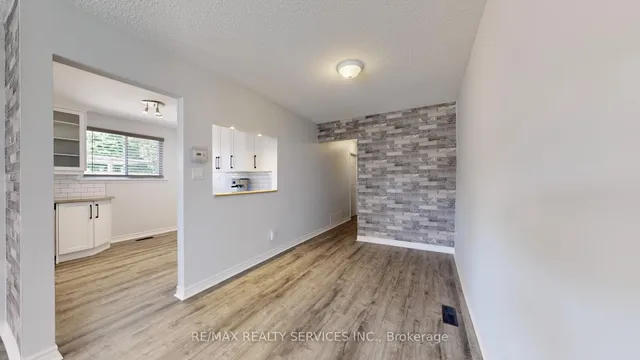 Additional image 6 of 55 Greenwood Cres