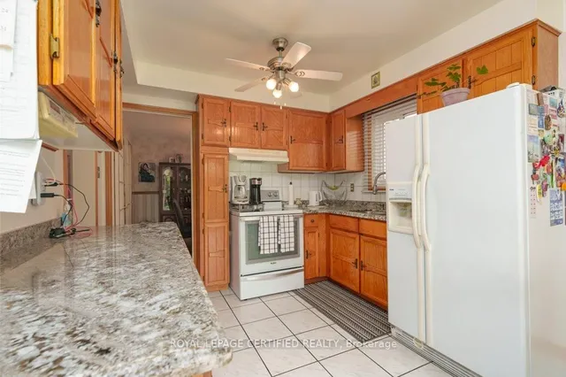 Additional image 12 of 48 Sunset Blvd