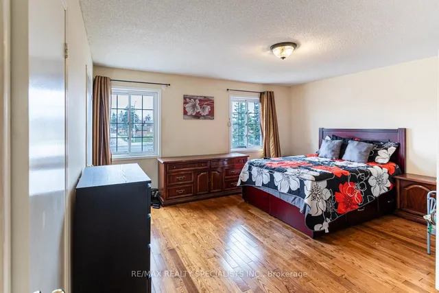 Additional image 23 of 128 TOBA Cres