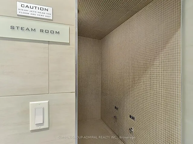 Additional image 32 of 70 Roehampton Ave Unit 1916