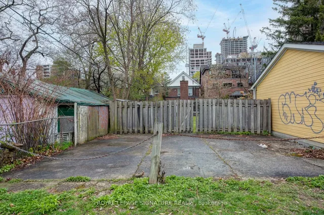 Additional image 28 of 465 Gladstone Ave