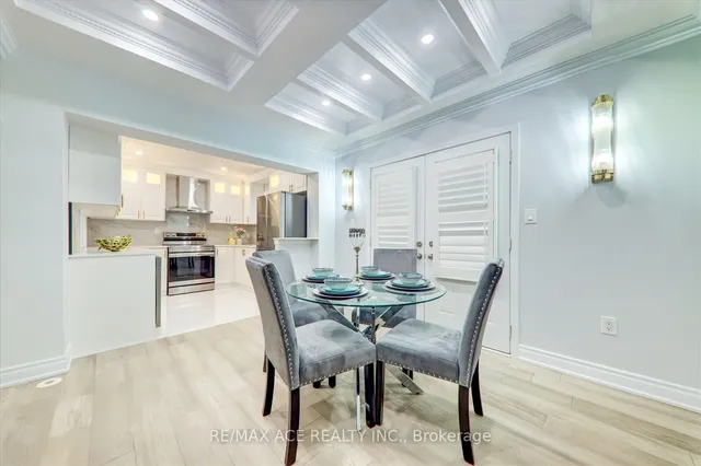 Additional image 13 of 27 Mountain Lion Tr