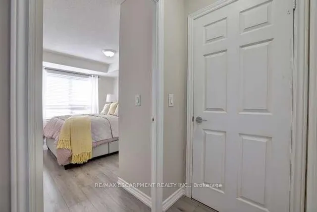 Additional image 28 of 2391 Central Park Dr Unit 202