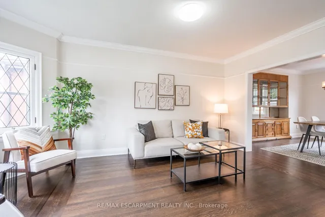 Additional image 8 of 11 Huxley Ave