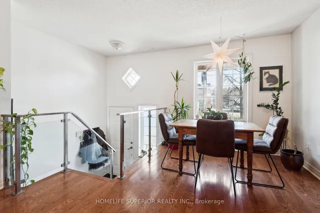 Additional image 7 of 122 Strachan Ave Unit 1