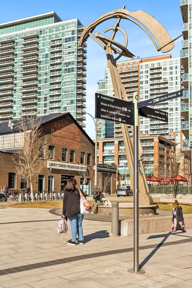 Additional image 24 of 135 East Liberty St Unit 2406