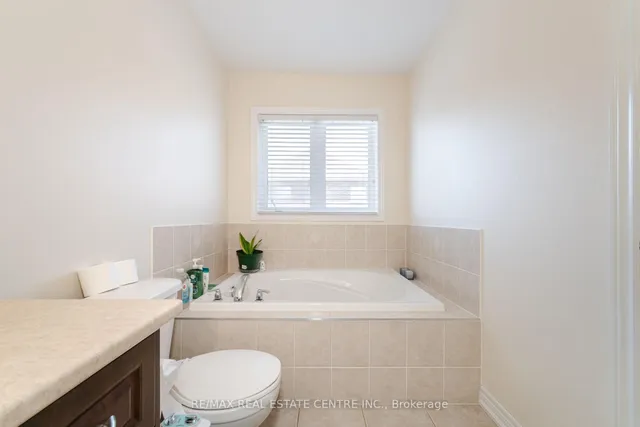 Additional image 28 of 15 Vanderpool Cres