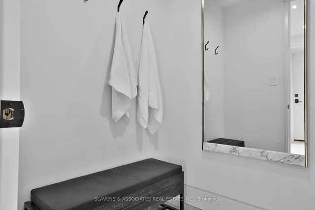 Additional image 44 of 216 Glenayr Rd