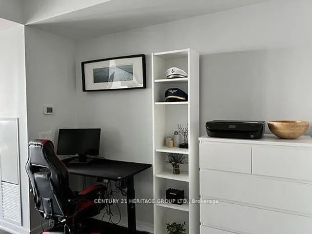 Additional image 10 of 14 York St Unit 6304