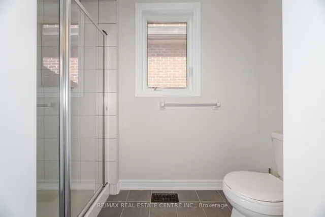 Additional image 36 of 18 Eltesoro St
