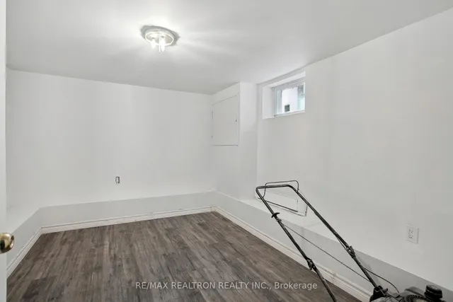 Additional image 29 of 24 Marion St