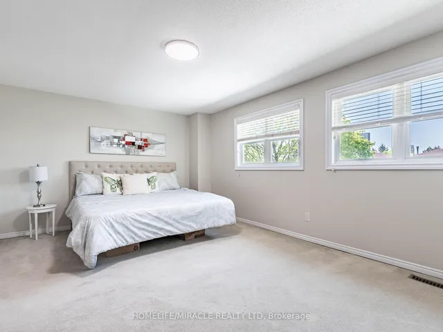 Additional image 30 of 5020 Northern Lights Circ