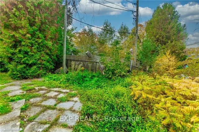 Additional image 10 of 376 Philip Pl Unit B