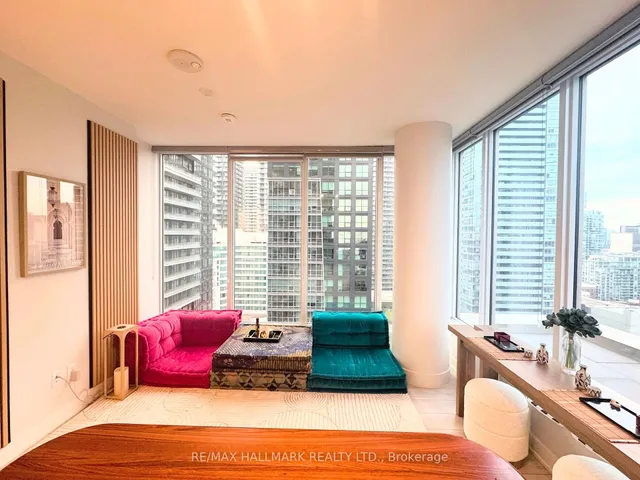 Additional image 17 of 35 Mercer St Unit 2014