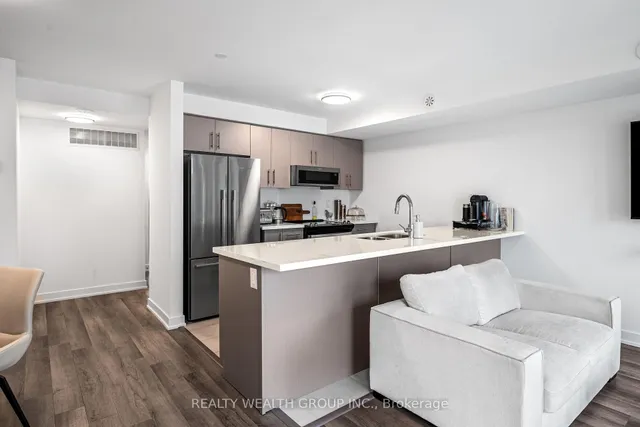 Additional image 9 of 185 Veterans Dr Unit 11