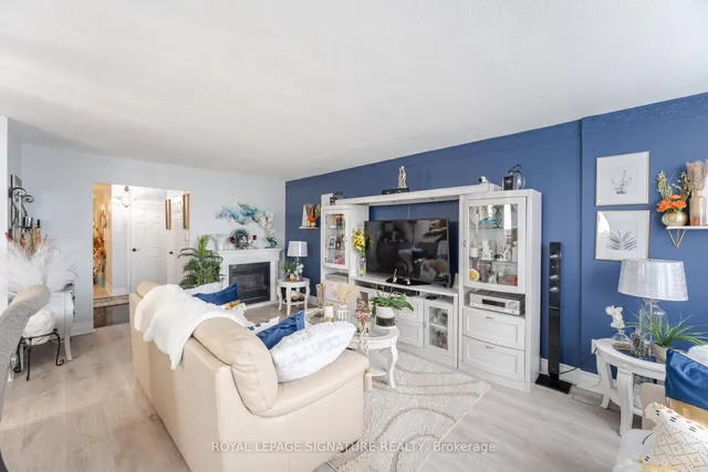 Additional image 3 of 551 The West Mall N/A Unit 1219